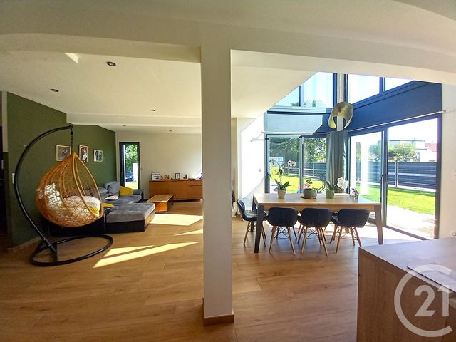 Afficher la photo en grand maison à vendre - 5 pièces - 136.9 m2 - RAUVILLE LA BIGOT - 50 - BASSE-NORMANDIE - Century 21 Hervé Regnault