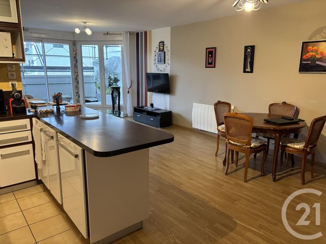 Appartement F3 à vendre - 3 pièces - 66.59 m2 - CHERBOURG EN COTENTIN - 50 - BASSE-NORMANDIE - Century 21 Hervé Regnault