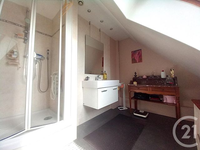 maison à vendre - 7 pièces - 111.72 m2 - VALOGNES - 50 - BASSE-NORMANDIE - Century 21 Hervé Regnault