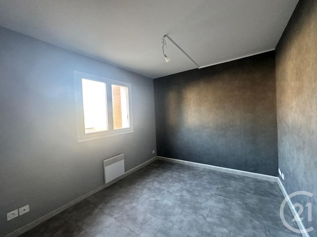 Appartement F3 à vendre - 3 pièces - 65.86 m2 - CHERBOURG EN COTENTIN - 50 - BASSE-NORMANDIE - Century 21 Hervé Regnault