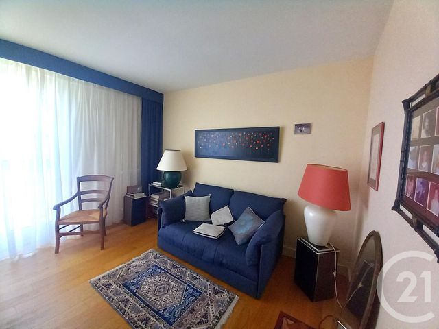 Appartement F5 à vendre - 5 pièces - 101.39 m2 - CHERBOURG EN COTENTIN - 50 - BASSE-NORMANDIE - Century 21 Hervé Regnault