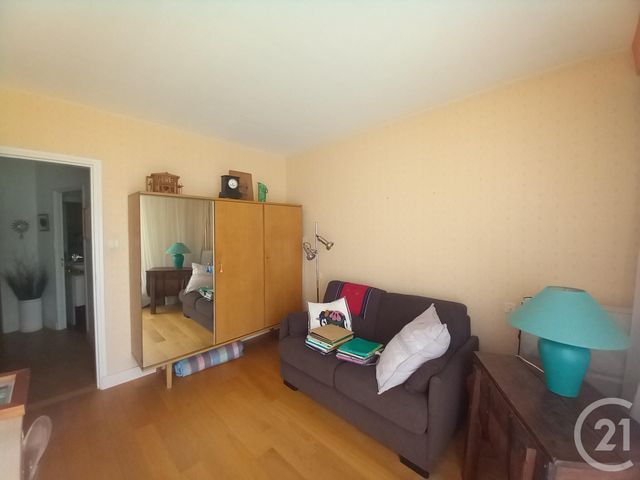 Appartement F5 à vendre - 5 pièces - 101.39 m2 - CHERBOURG EN COTENTIN - 50 - BASSE-NORMANDIE - Century 21 Hervé Regnault