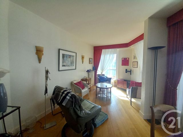 Appartement F5 à vendre - 5 pièces - 101.39 m2 - CHERBOURG EN COTENTIN - 50 - BASSE-NORMANDIE - Century 21 Hervé Regnault