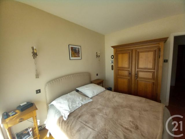 Appartement F5 à vendre - 5 pièces - 101.39 m2 - CHERBOURG EN COTENTIN - 50 - BASSE-NORMANDIE - Century 21 Hervé Regnault